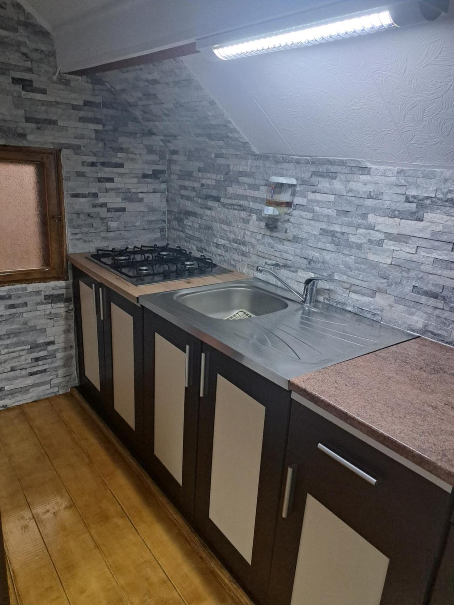 Shelby Accommodation -Adult Only- Sinaia Luaran gambar